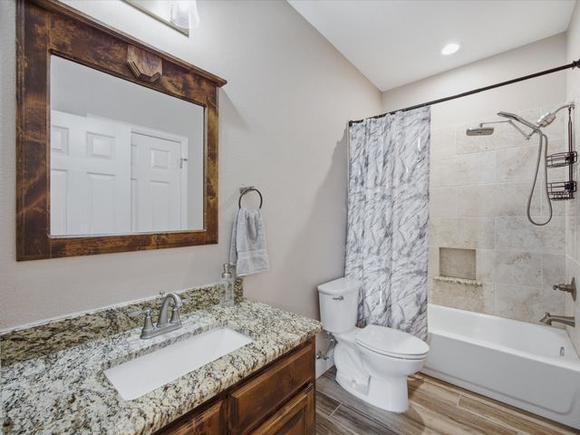 1032 Justin Drive, Springtown, TX 76082