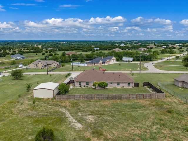 1032 Justin Drive, Springtown, TX 76082