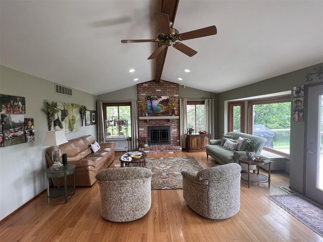 3010 Loon Lake Shores Road, Waterford, MI 48329