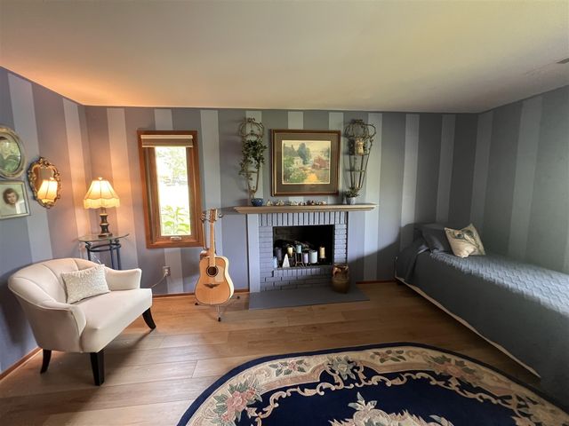 3010 Loon Lake Shores Road, Waterford, MI 48329