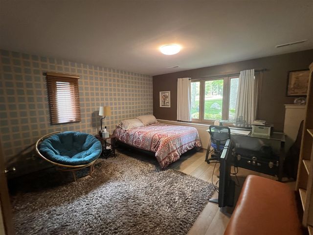 3010 Loon Lake Shores Road, Waterford, MI 48329