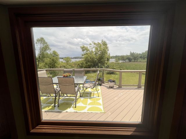 3010 Loon Lake Shores Road, Waterford, MI 48329