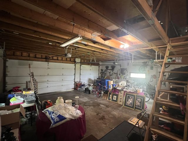 3010 Loon Lake Shores Road, Waterford, MI 48329