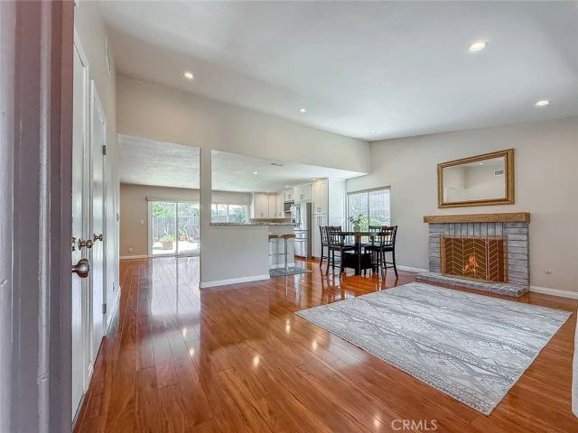 628 San Telmo, Newbury Park, CA 91320