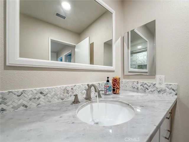 628 San Telmo, Newbury Park, CA 91320