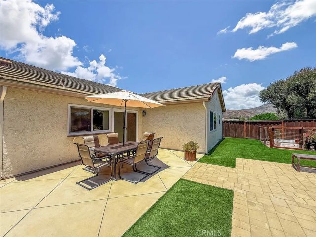 628 San Telmo, Newbury Park, CA 91320