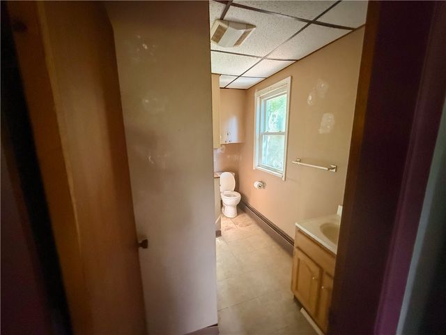 29 Congdon Avenue, North Kingstown, RI 02852