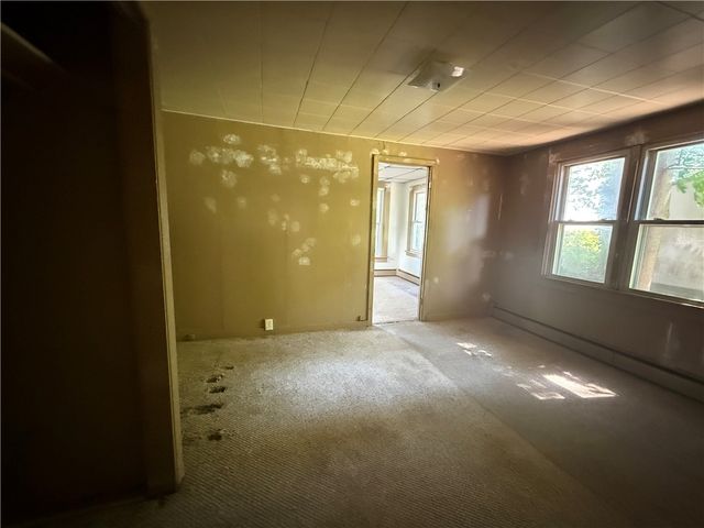29 Congdon Avenue, North Kingstown, RI 02852