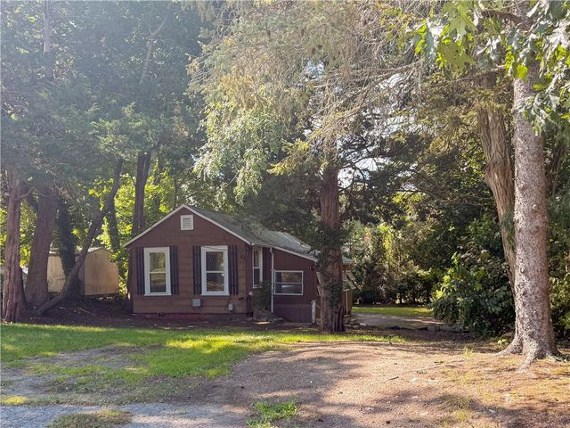 29 Congdon Avenue, North Kingstown, RI 02852