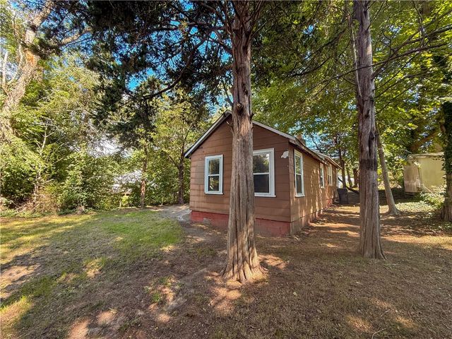 29 Congdon Avenue, North Kingstown, RI 02852