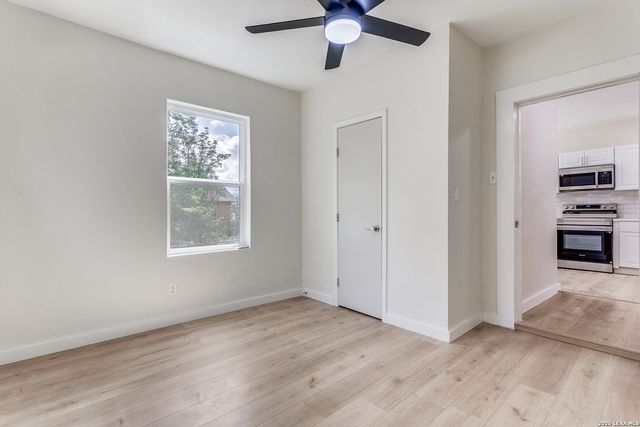 1319 Paso Hondo, San Antonio, TX 78202