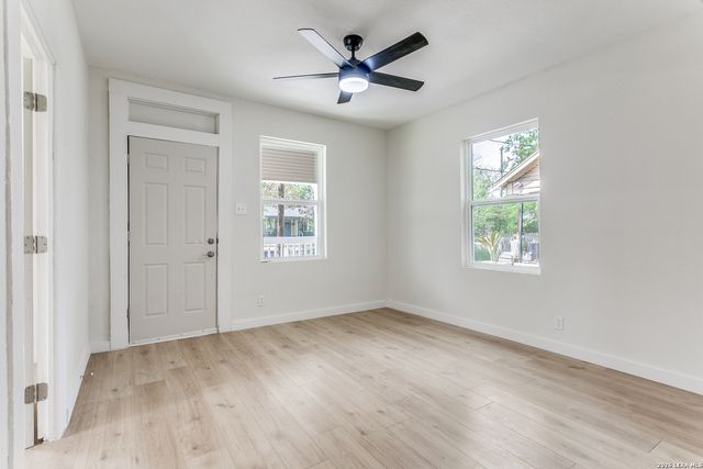 1319 Paso Hondo, San Antonio, TX 78202