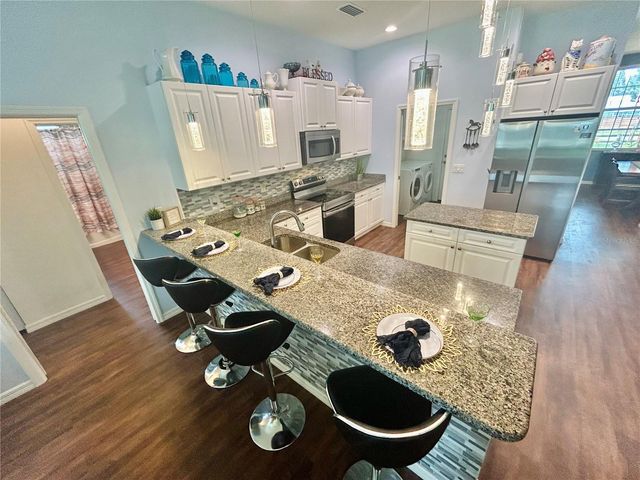 6416 18TH AVENUE E, Bradenton, FL 34208