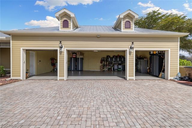 4140 Horse Creek BLVD, Fort Myers, FL 33905