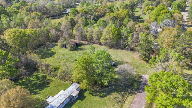14747 W Beaver Dr, Central, LA 70770