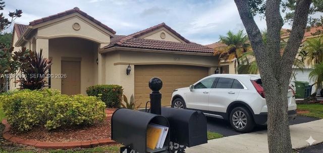 1455 Mira Vista Circle, Weston, FL 33327