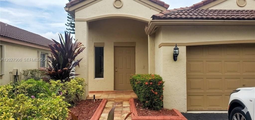 1455 Mira Vista Circle, Weston, FL 33327
