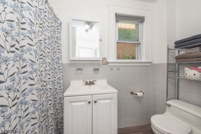 786 Broad St, Bloomfield Twp., NJ 07003