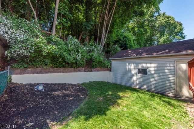 786 Broad St, Bloomfield Twp., NJ 07003