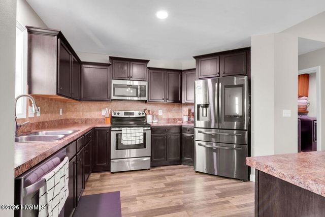 939 Dynamo Lane, Jacksonville, NC 28546