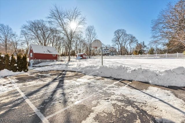 128 Old Forge Rd, Long Hill Twp., NJ 07946