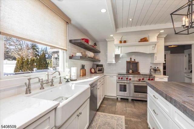 128 Old Forge Rd, Long Hill Twp., NJ 07946