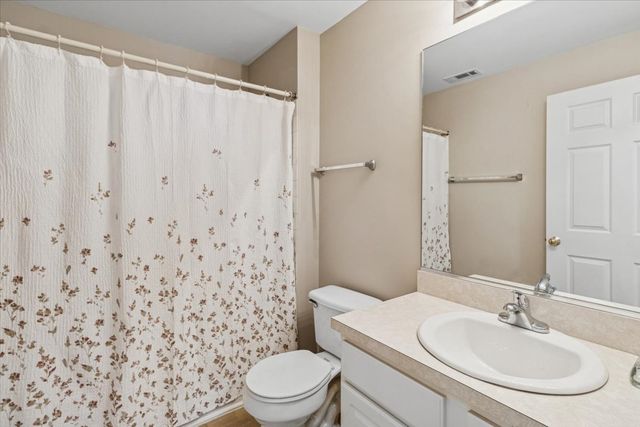 3100 Town Square Drive 308, Rolling Meadows, IL 60008