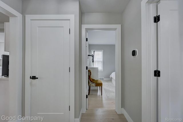 3269 Royal Avenue, Berkley, MI 48072