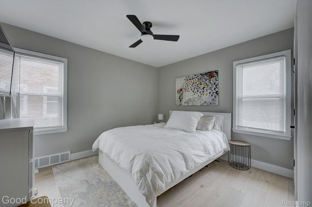 3269 Royal Avenue, Berkley, MI 48072