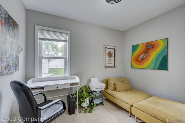 3269 Royal Avenue, Berkley, MI 48072