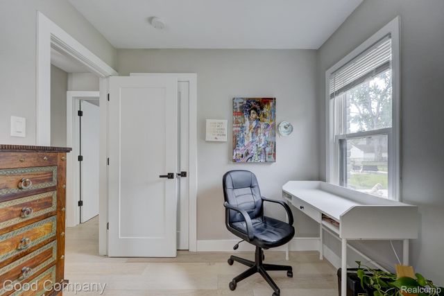 3269 Royal Avenue, Berkley, MI 48072
