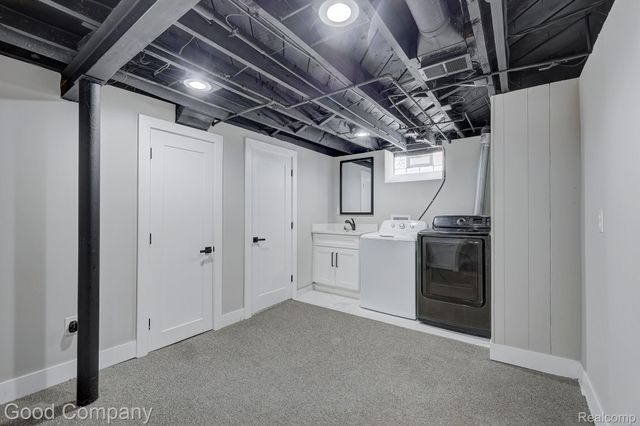 3269 Royal Avenue, Berkley, MI 48072