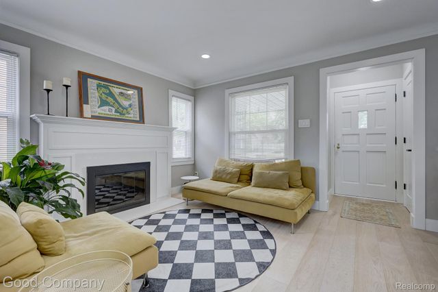 3269 Royal Avenue, Berkley, MI 48072