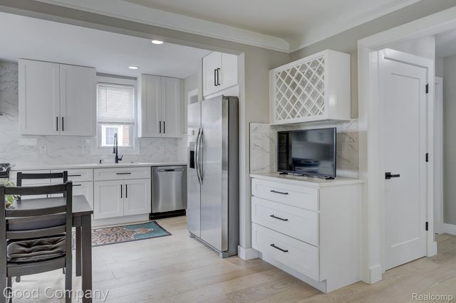 3269 Royal Avenue, Berkley, MI 48072