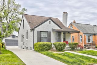 3269 Royal Avenue, Berkley, MI 48072