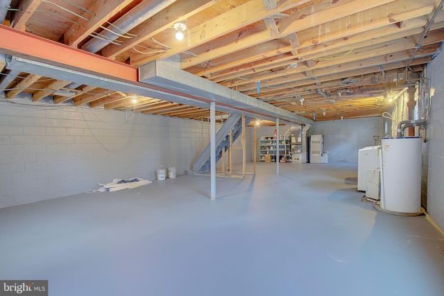 9202 SURRATTS MANOR DR, Clinton, MD 20735