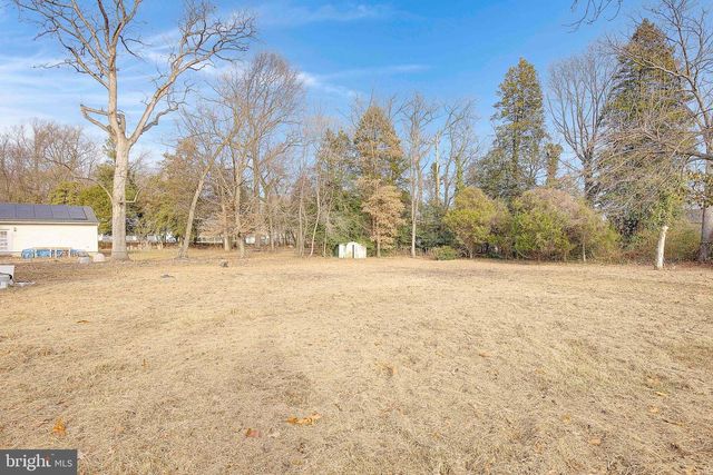 9202 SURRATTS MANOR DR, Clinton, MD 20735