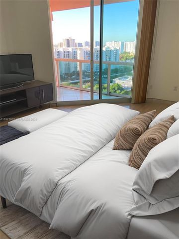 3370 Hidden Bay Dr 1914, Aventura, FL 33180