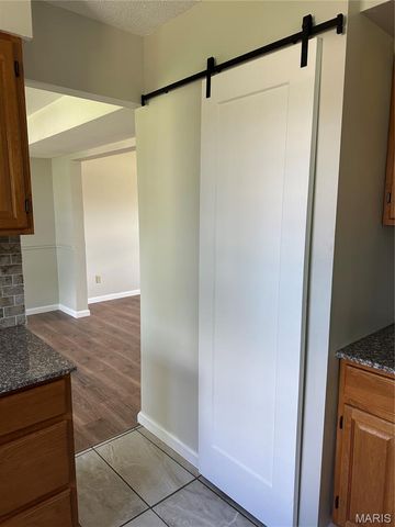 729 N Yosemite Court, St Peters, MO 63376
