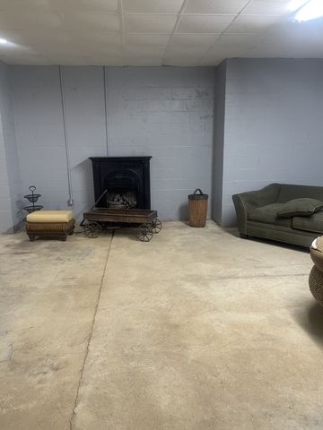 140 Tyler Ct, W, Leoma, TN 38468