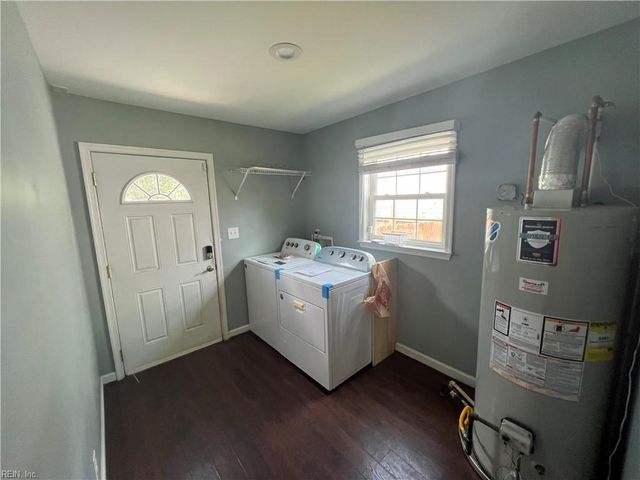 9535 Sherwood PL, Norfolk, VA 23503