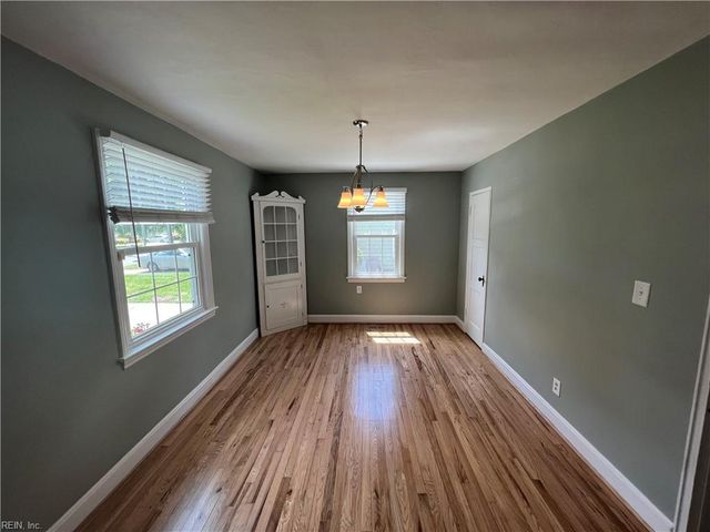 9535 Sherwood PL, Norfolk, VA 23503