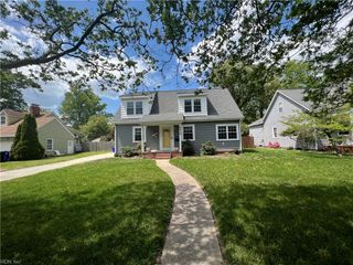 9535 Sherwood PL, Norfolk, VA 23503