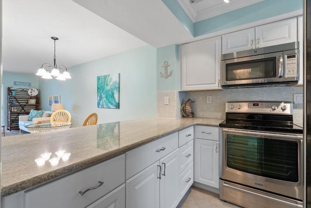 80 Venetian Drive 305s, Delray Beach, FL 33483