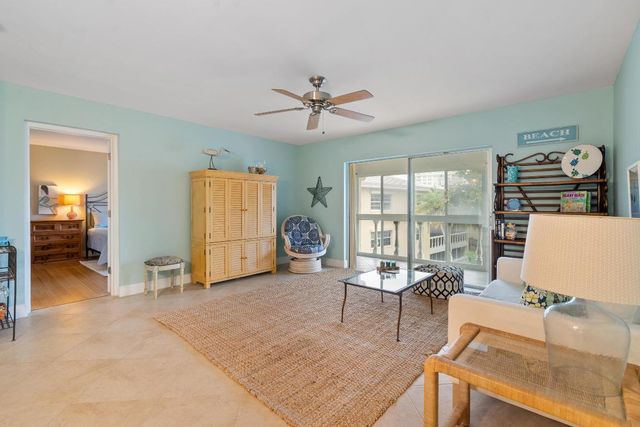 80 Venetian Drive 305s, Delray Beach, FL 33483