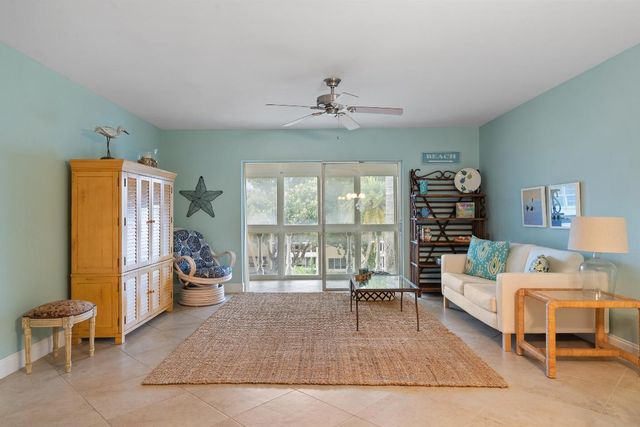 80 Venetian Drive 305s, Delray Beach, FL 33483