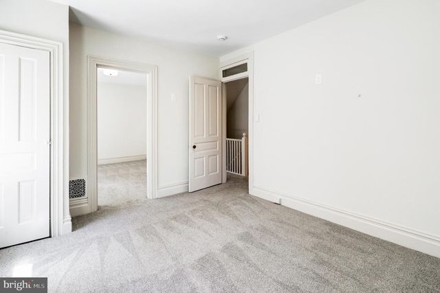 225 N COLLEGE ST, Carlisle, PA 17013