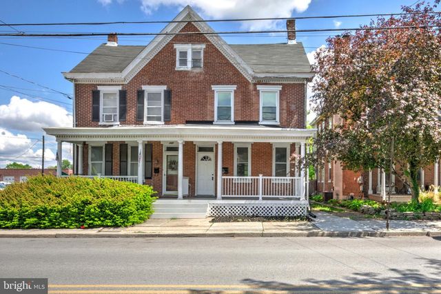 225 N COLLEGE ST, Carlisle, PA 17013