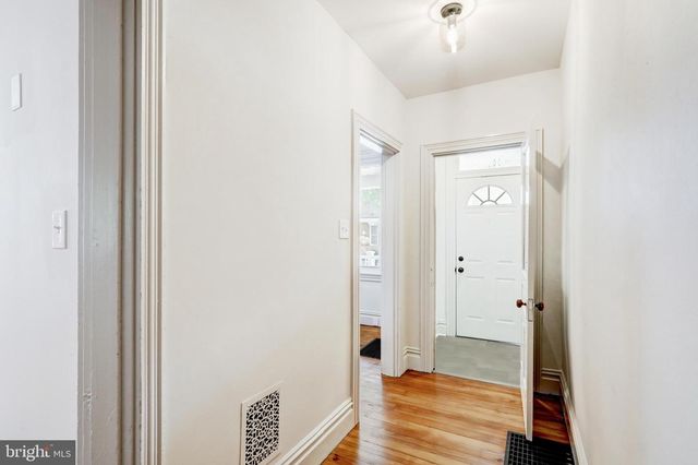 225 N COLLEGE ST, Carlisle, PA 17013