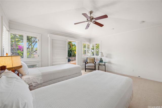 950 Kealaolu Avenue, Honolulu, HI 96816
